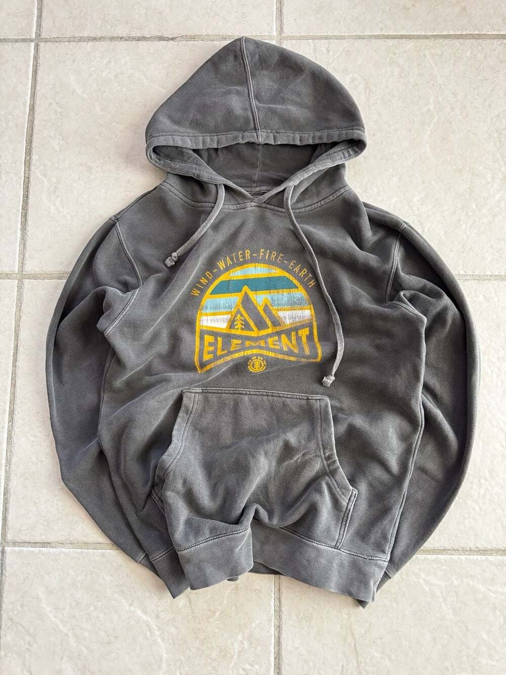 Element Wind Water Fire Earth Mountain Graphic Pigment Dyed Hoodie Size S